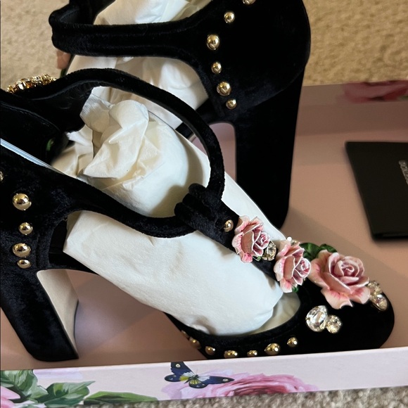NWB Dolce and Gabbana Embellished Black Floral Velvet Women’s Sandals size 36 - Picture 7 of 11